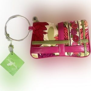 NWT. Vera Bradley wristlet. Pink. Floral. Silver hoop handle.